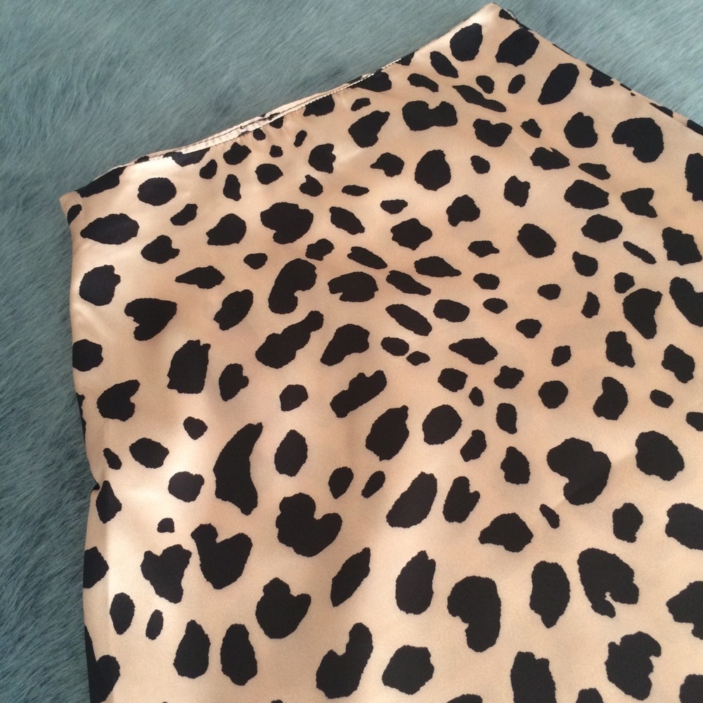 🍃Leopard Pencil Skirt  -XS - Picture 6 of 6